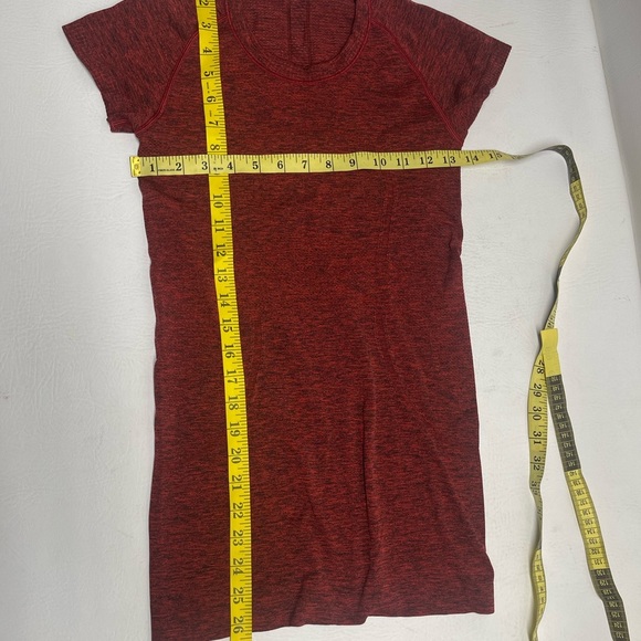 Lululemon swiftly tech shorts sleeves top size 4 - Picture 3 of 5